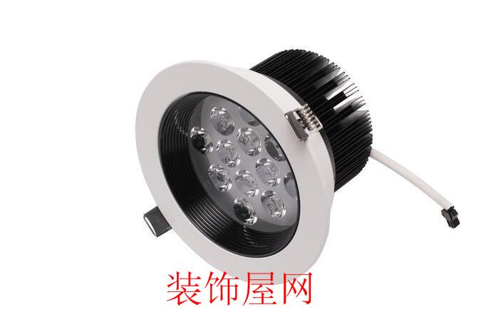嵌入式led天花灯好用吗 嵌入式led天花灯好用吗